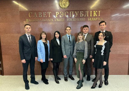 Сустрэча Маладзёжнага парламента пры Нацыянальным сходзе Рэспублікі Беларусь са Старшынёй Савета Рэспублікі