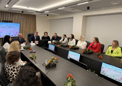 Встреча руководства предприятия с многодетными работницами УП «Брестоблгаз», приуроченная ко Дню Матери