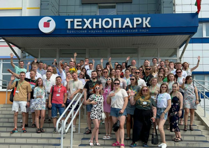 В Бресте 17-19 августа прошел I Слет молодежного профсоюзного актива области