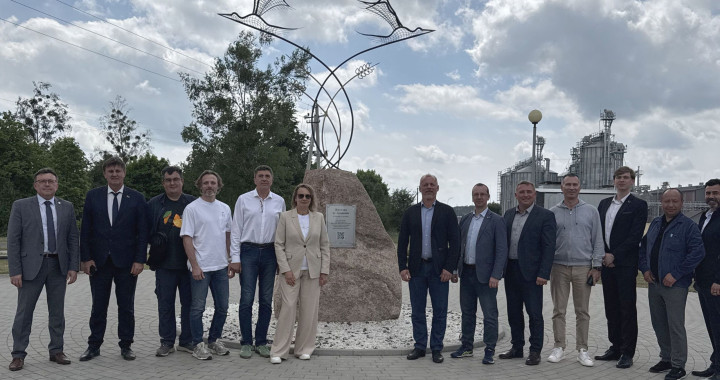 Делегация Тюменской области посетила СПУ «Доманово»